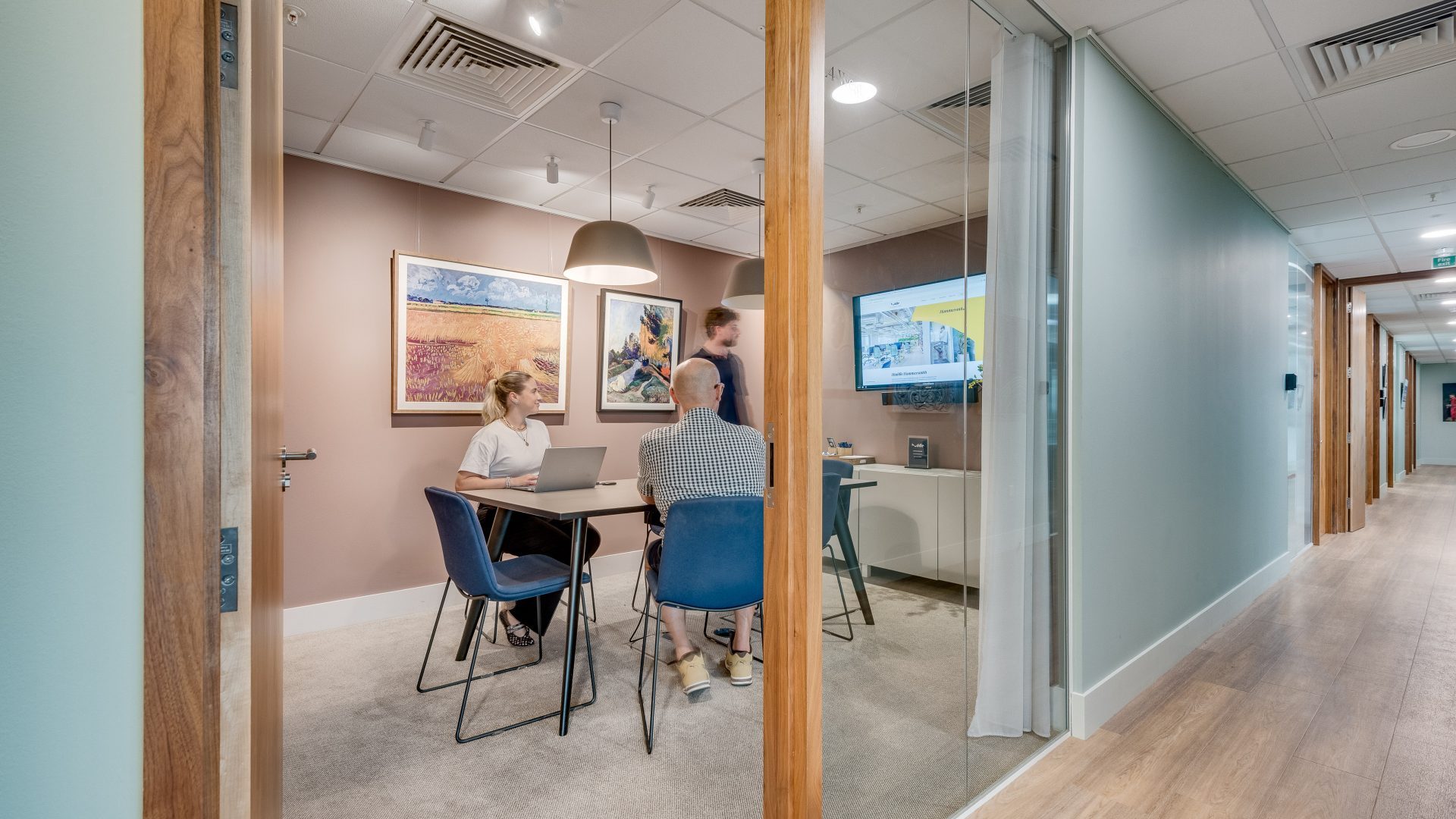 6 Person Meeting Room Huddle Hammersmith